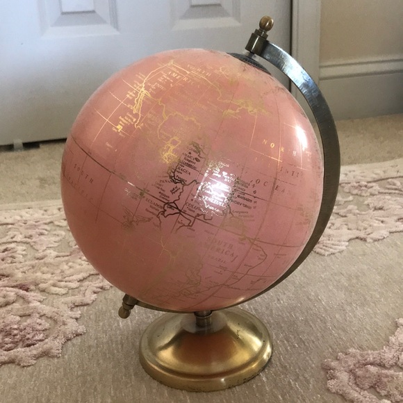 Anthropologie Other - Pink & Gold Globe